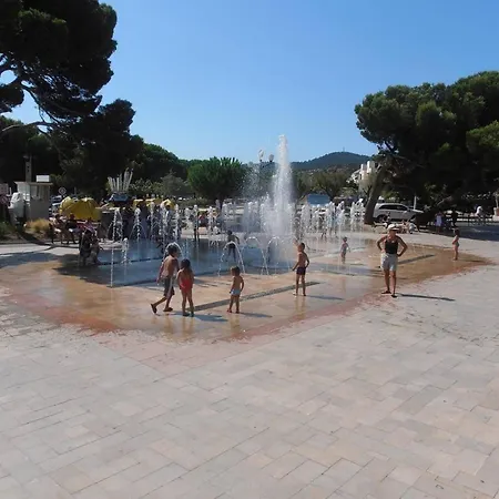 2 Pieces, Climatise, Parking, 4 Couchages * Bormes-les-Mimosas